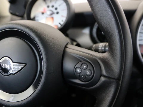 MINI 1.6 ONE 75 3P