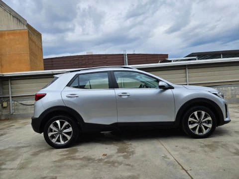 Kia Stonic DRIVE 1.0 T-GDI MHEV IMT 100CV 5P