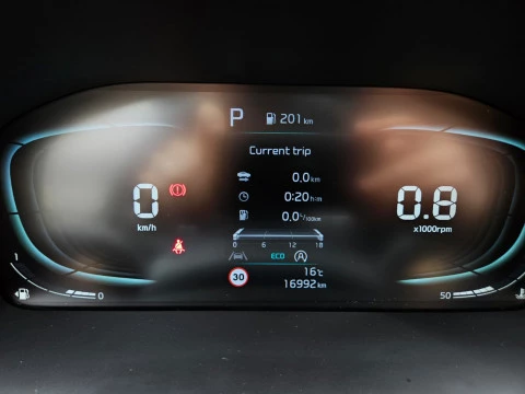Kia Stonic DRIVE 1.0 T-GDI MHEV IMT 100CV 5P