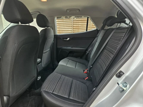 Kia Stonic DRIVE 1.0 T-GDI MHEV IMT 100CV 5P