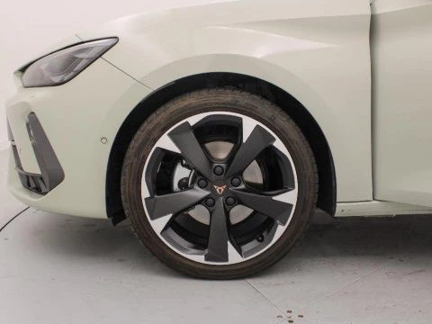 Cupra León 1.5 ETSI MHEV 110KW DSG 150 5P