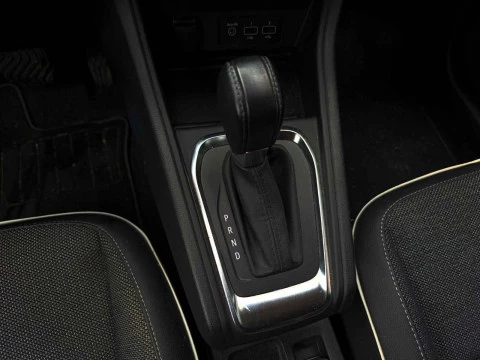 Renault Captur TECHNO TCE 103 KW (140CV) EDC GPF MILD HYBR