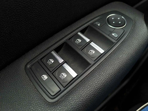 Renault Captur TECHNO TCE 103 KW (140CV) EDC GPF MILD HYBR