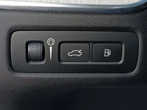 Volvo XC60 2.0 T8 AWD Inscription Auto