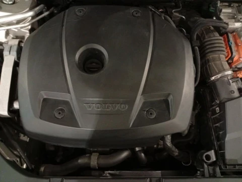 Volvo XC60 2.0 T8 AWD Inscription Auto