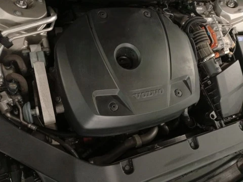 Volvo XC60 2.0 T8 AWD Inscription Auto