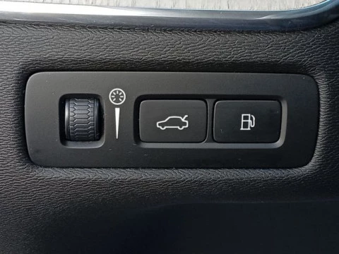 Volvo XC60 2.0 T8 AWD Inscription Auto