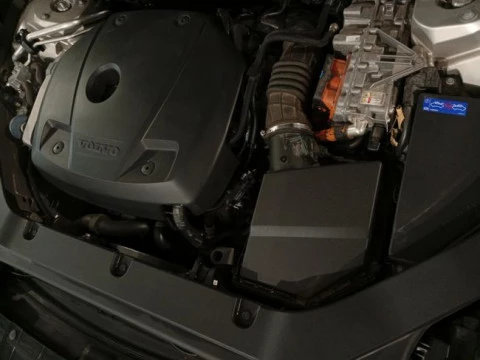 Volvo XC60 2.0 T8 AWD Inscription Auto