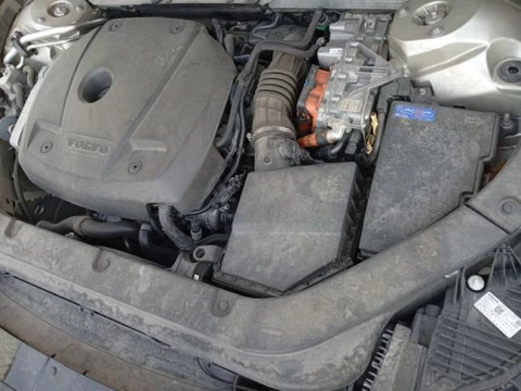 Volvo XC60 2.0 T8 AWD Inscription Auto