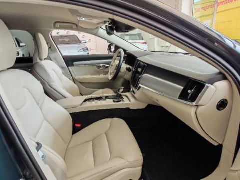 Volvo V90 fam. 2.0 D4 BUSINESS PLUS AUTO 5P