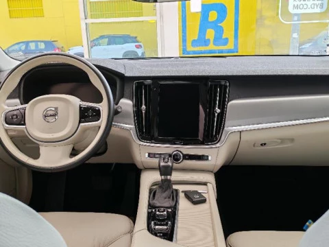 Volvo V90 fam. 2.0 D4 BUSINESS PLUS AUTO 5P