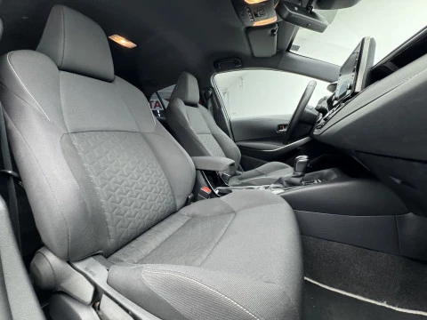 Toyota Corolla 1.8 125H ACTIVE TECH E-CVT