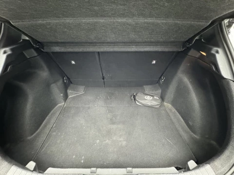 Toyota Corolla 1.8 125H ACTIVE TECH E-CVT