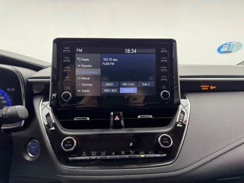 Toyota Corolla 1.8 125H ACTIVE TECH E-CVT