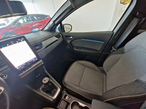 Renault Captur techno Eco-G 100cv (74 kW)