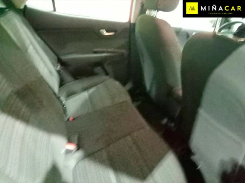 Kia Stonic 1.0 T-GDi MHEV Drive iMT 74 kW (100 CV)