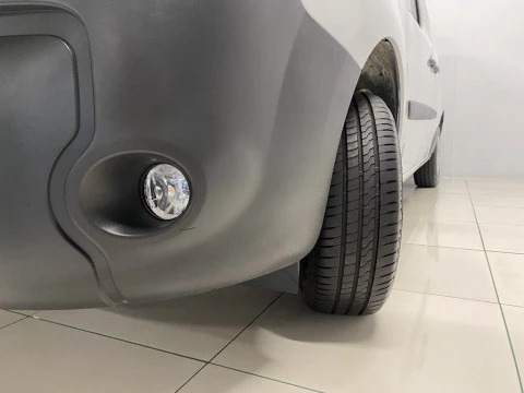 Nissan NV250  Furgon L2H1 2,2t Comfort 2t dCi 95 DPF 6T 2019