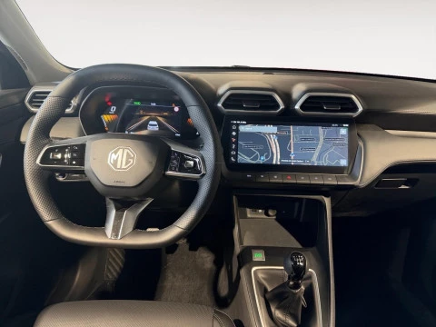 MG ZS 1.5 Standard