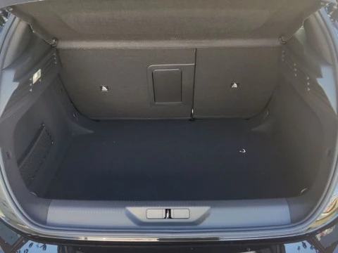 Peugeot 308 5P Allure BlueHDi 130 S&S EAT8