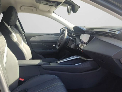 Peugeot 308 5P Allure BlueHDi 130 S&S EAT8