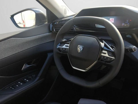 Peugeot 308 5P Allure BlueHDi 130 S&S EAT8