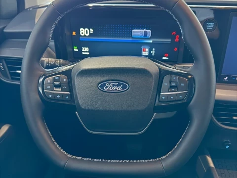 Ford Tourneo Courier BEV 43,5kWh 100kW (136CV) Active Auto