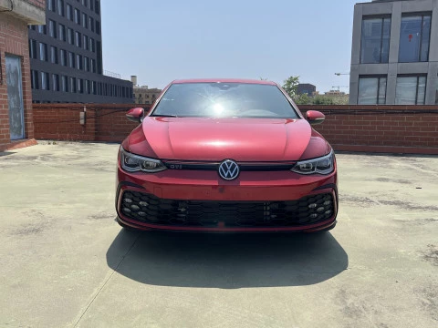 Volkswagen Golf GTI 2.0 TSI DSG 5P