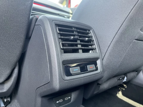 Volkswagen Golf GTI 2.0 TSI DSG 5P