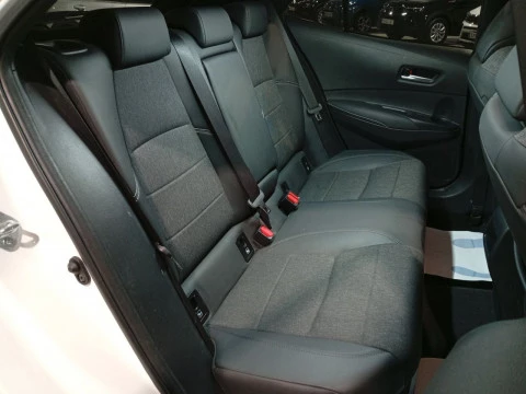 Toyota Corolla 1.8 125H STYLE E-CVT