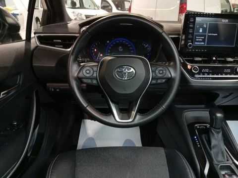 Toyota Corolla 1.8 125H STYLE E-CVT