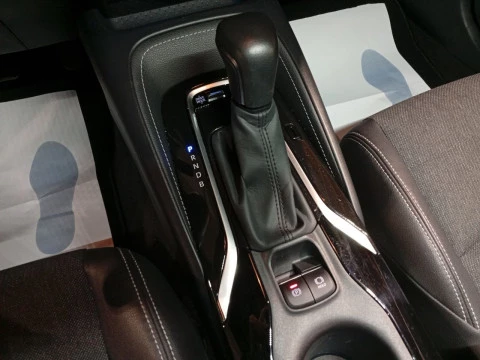 Toyota Corolla 1.8 125H STYLE E-CVT