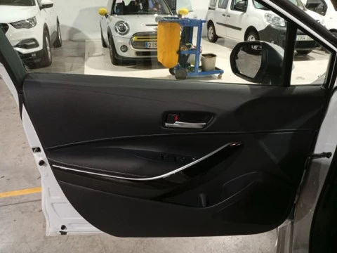 Toyota Corolla 1.8 125H STYLE E-CVT