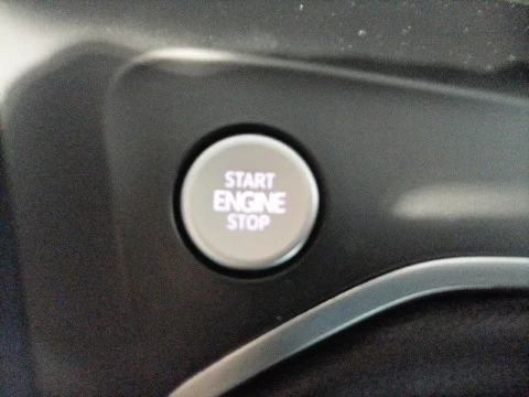 Volkswagen Golf Life 2.0 TDI 85kW (115CV)