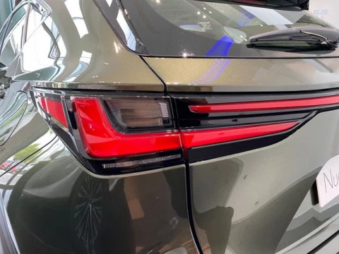 Lexus NX 350h Premium+ 2WD