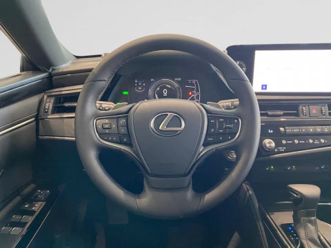 Lexus ES 2.5 300h Premium