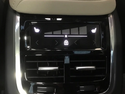 Volvo XC60 XC60 Ultra, B5 AWD Mild hybrid, Gasolina, Dark