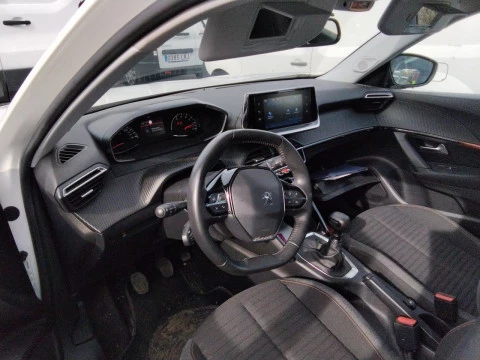 Peugeot 2008 Active Pack BlueHDI 81kW (110CV)