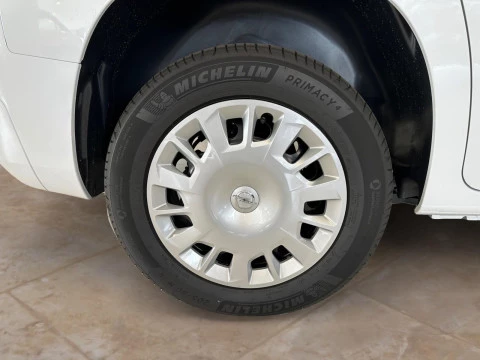 Opel Combo-e Life BEV 50kWh Edition Plus XL