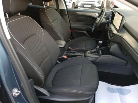 Ford Focus 1.0 Ecoboost MHEV 92kW ST-Line Auto SB