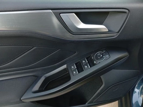 Ford Focus 1.0 Ecoboost MHEV 92kW ST-Line Auto SB