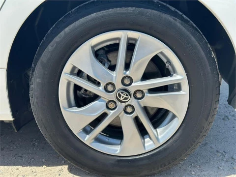 Toyota Yaris 5P Active Tech 120H e-CVT