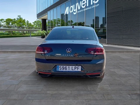 Volkswagen Passat Business 2.0 TDI 110kW (150CV)