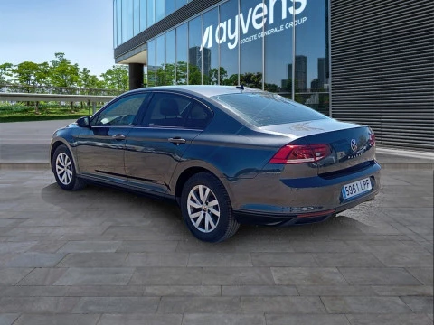 Volkswagen Passat Business 2.0 TDI 110kW (150CV)