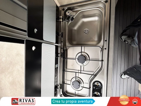 CLEVER CELEBRATION 600 CAMPER