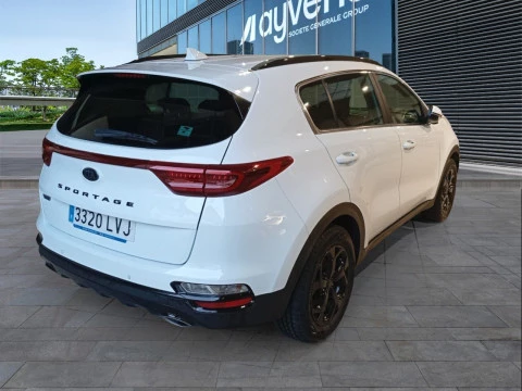 Kia Sportage 1.6 MHEV Black Edition 100kW (136CV) 4x2