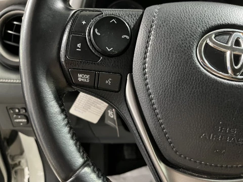 Toyota Rav4 2.0D 150D 2WD Advance