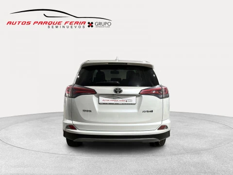 Toyota Rav4 2.0D 150D 2WD Advance