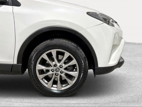 Toyota Rav4 2.0D 150D 2WD Advance