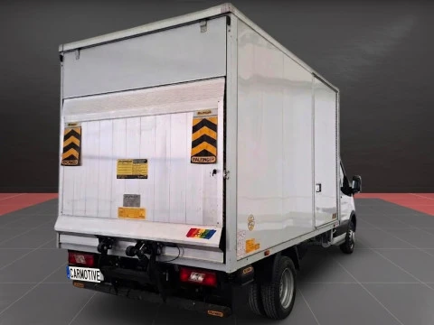 Ford Transit Carrozado con Trampilla y Puerta Lateral | Doble Rueda | Desde 700€/mes Ford Transit Carrozado con Trampilla y Puerta Lateral | Doble Rueda | Desde 700€/mes