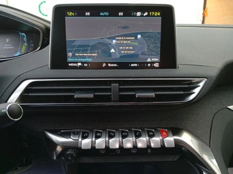 Peugeot 3008 Hybrid 225 e-EAT8 Allure